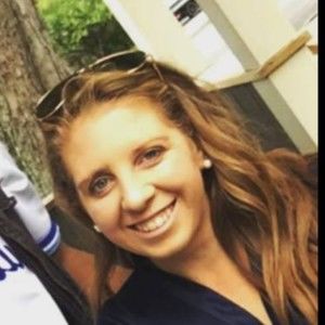 Meet your Posher, Hayley